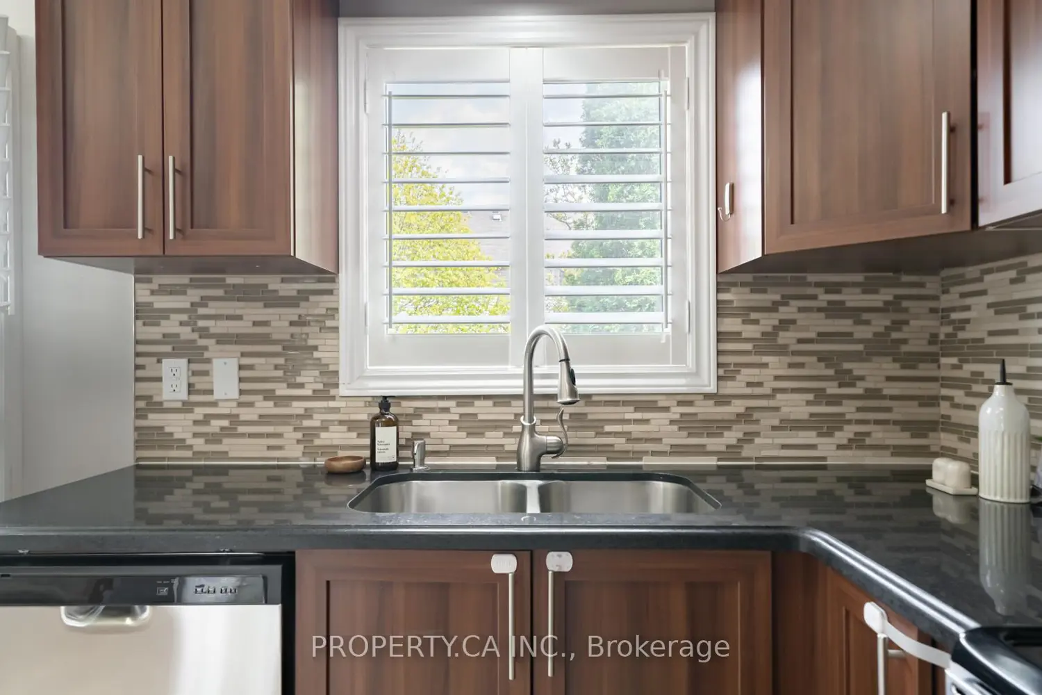 Additional image 11 of 5030 Heatherleigh Avenue 111