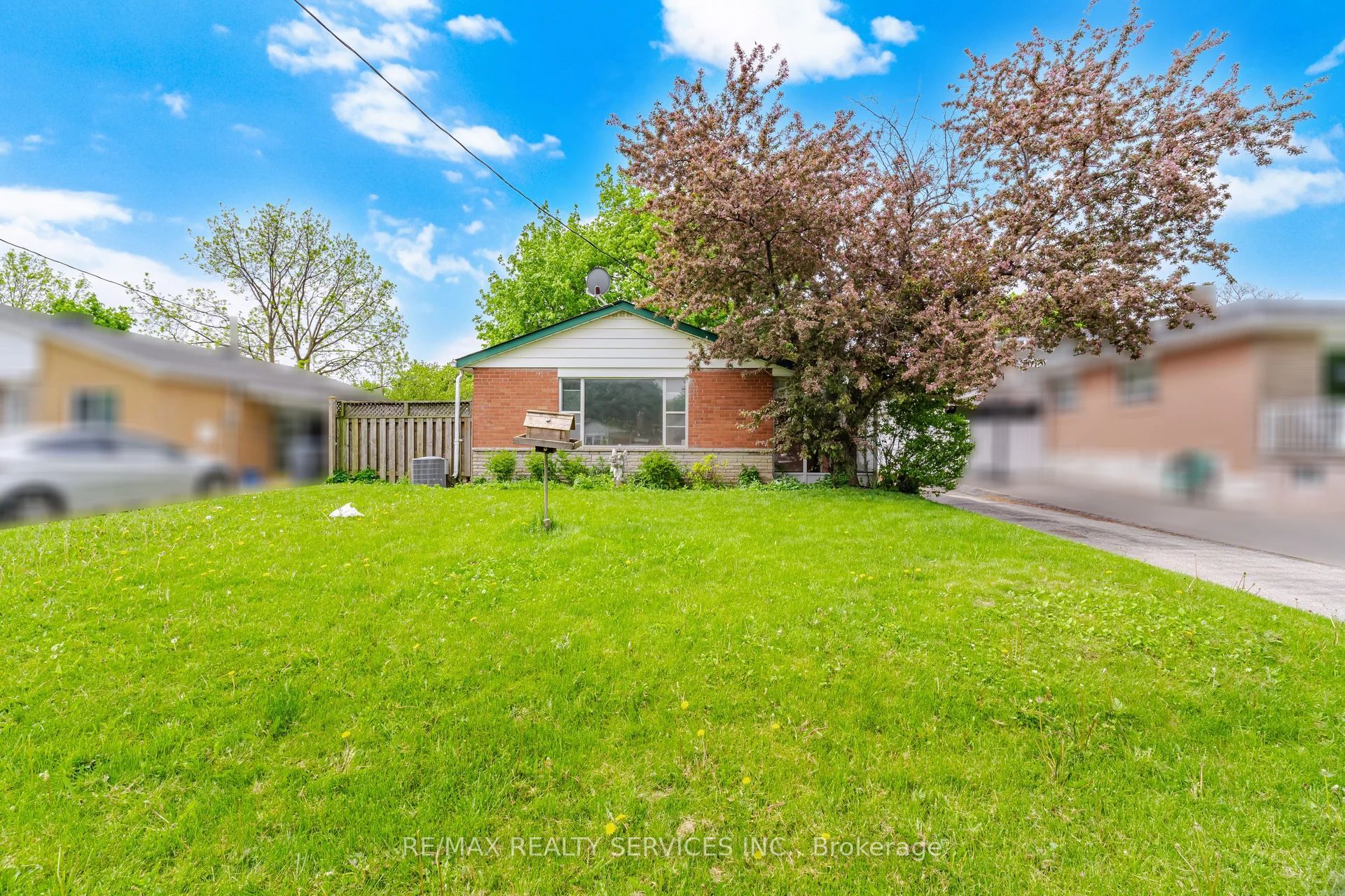 Additional image 2 of 27 Hadrina Street, Brampton, ON, L6X 2J5