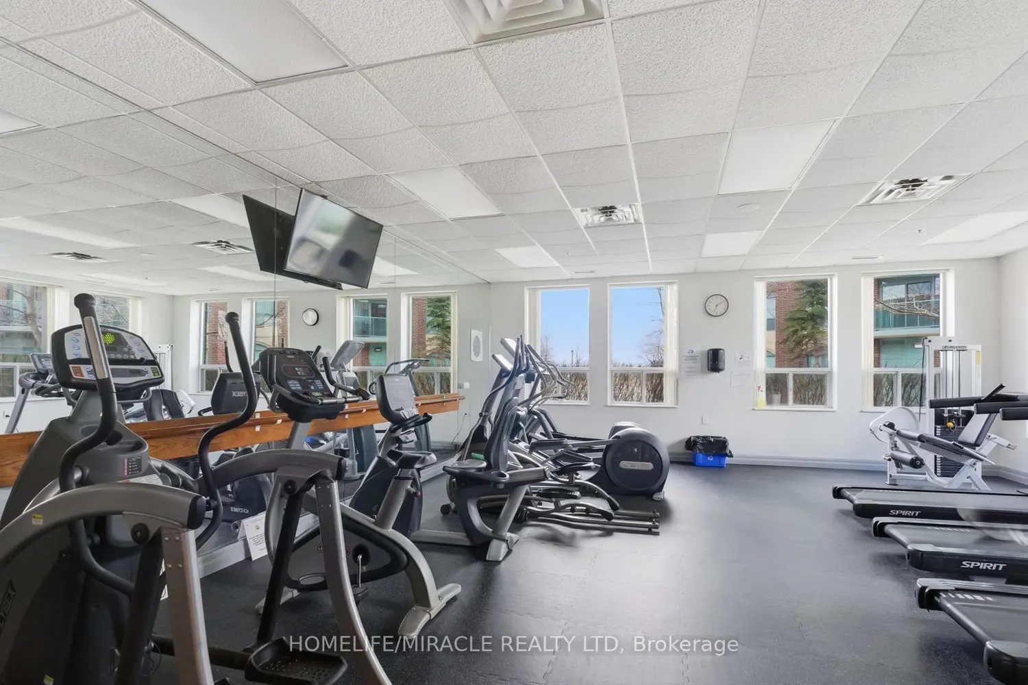 Additional image 6 of 4889 Kimbermount Avenue 203