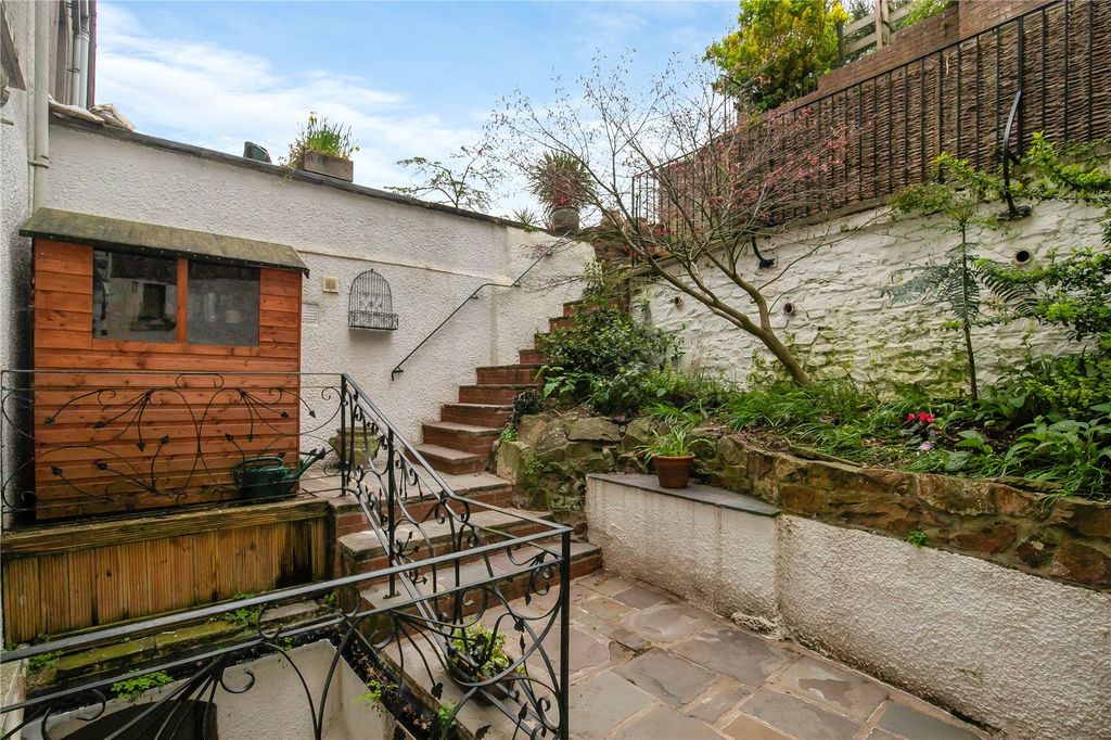 Additional image 19 of 3 bed flat for saleWindsor Terrace, Clifton, Bristol BS8