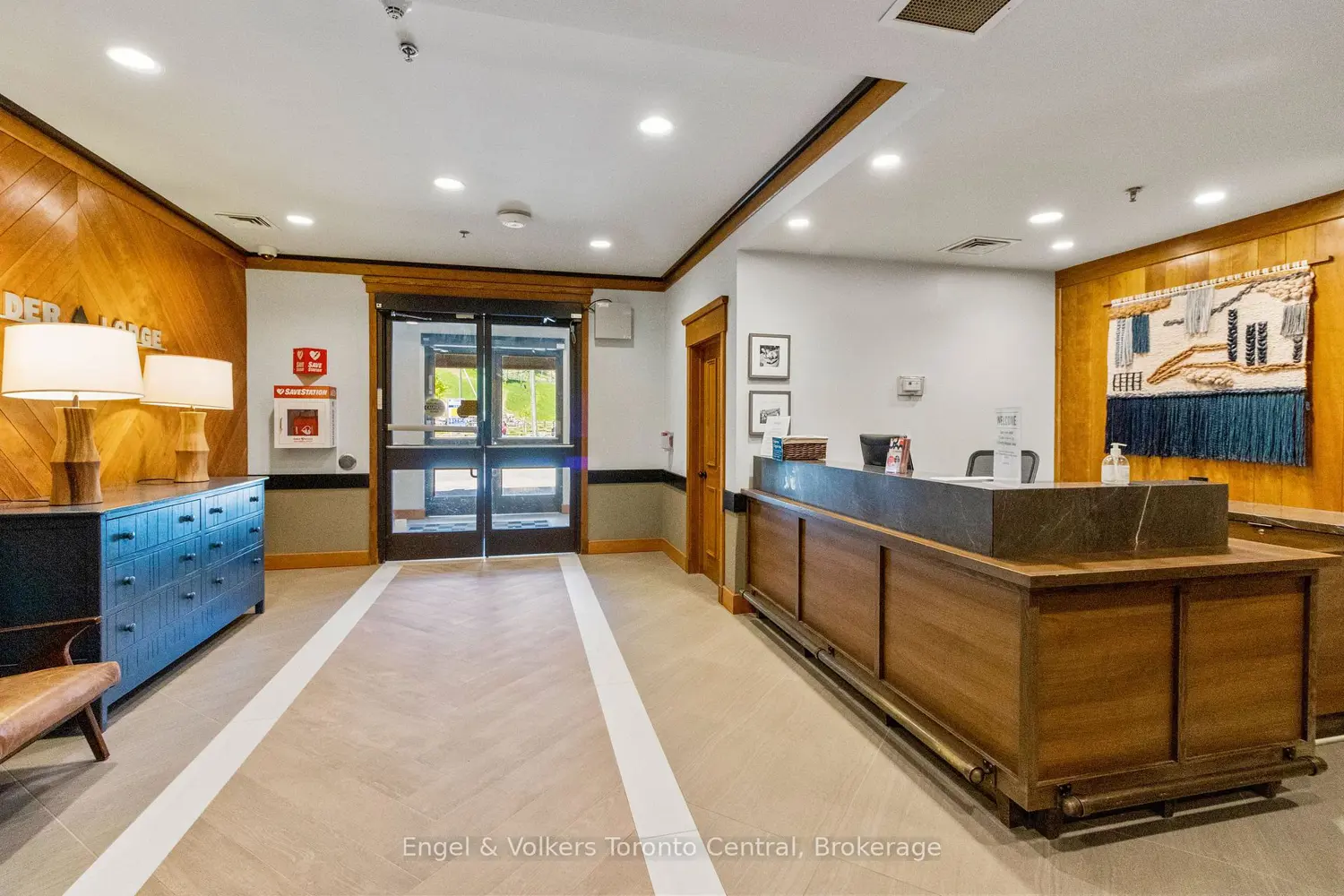 Additional image 3 of 152 Jozo Weider Boulevard 319/321