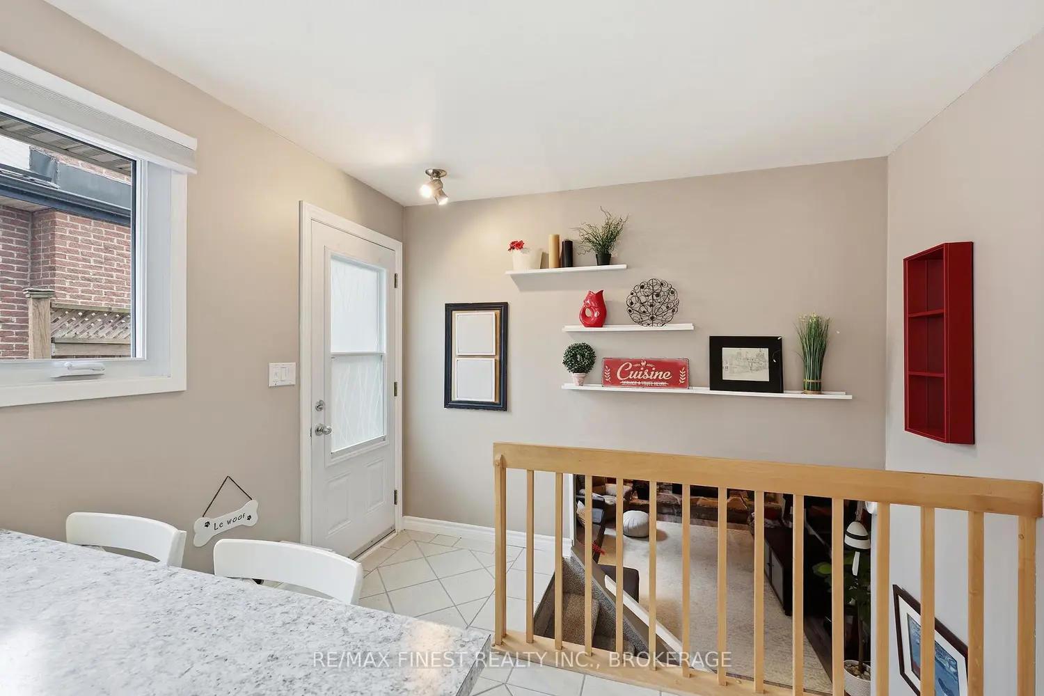 Additional image 3 of 902 Pembridge Crescent