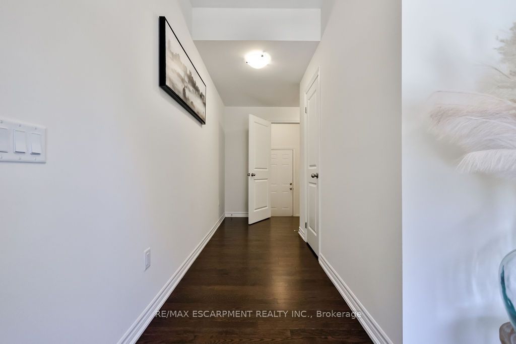 Additional image 4 of 52 Bonnington Drive, Brampton, ON, L7A 5M1
