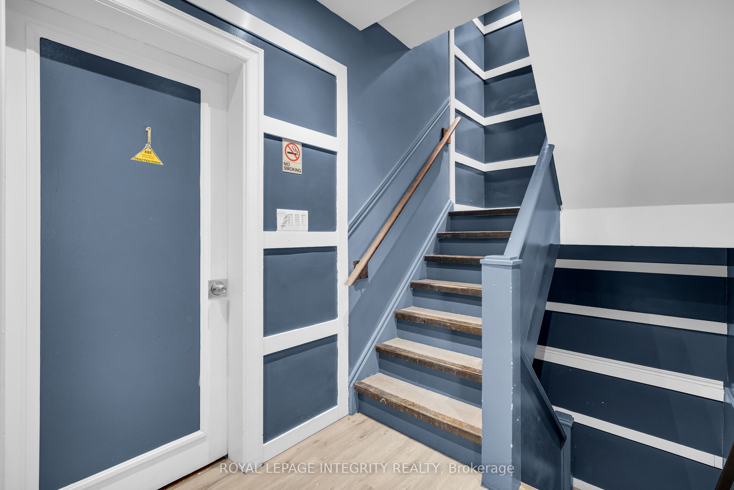 Additional image 2 of 154 Columbus Avenue, Ottawa, ON, K1K 1R1
