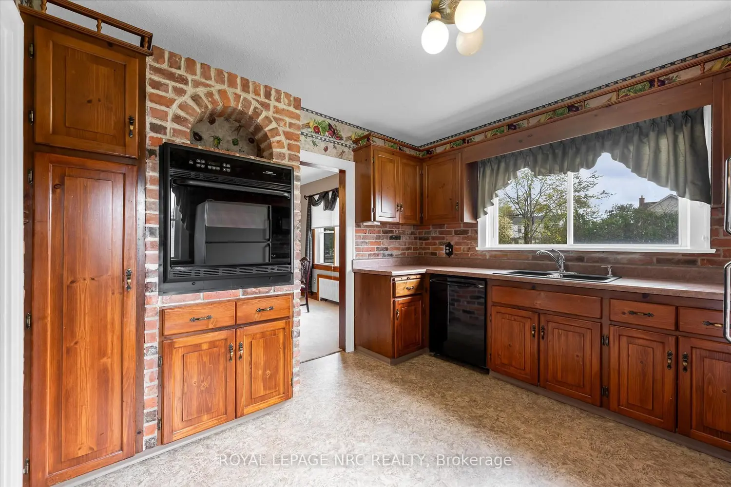 Additional image 4 of 143 Linwood Avenue