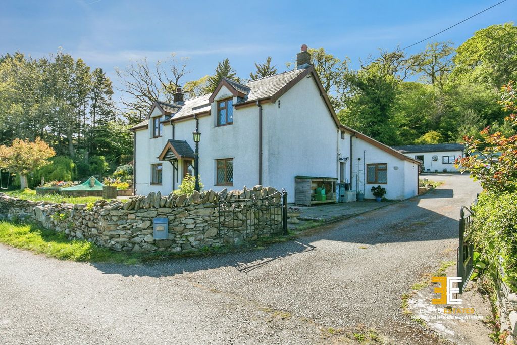 4 bed detached house for saleLlechwedd, Conwy, Conwy LL32
