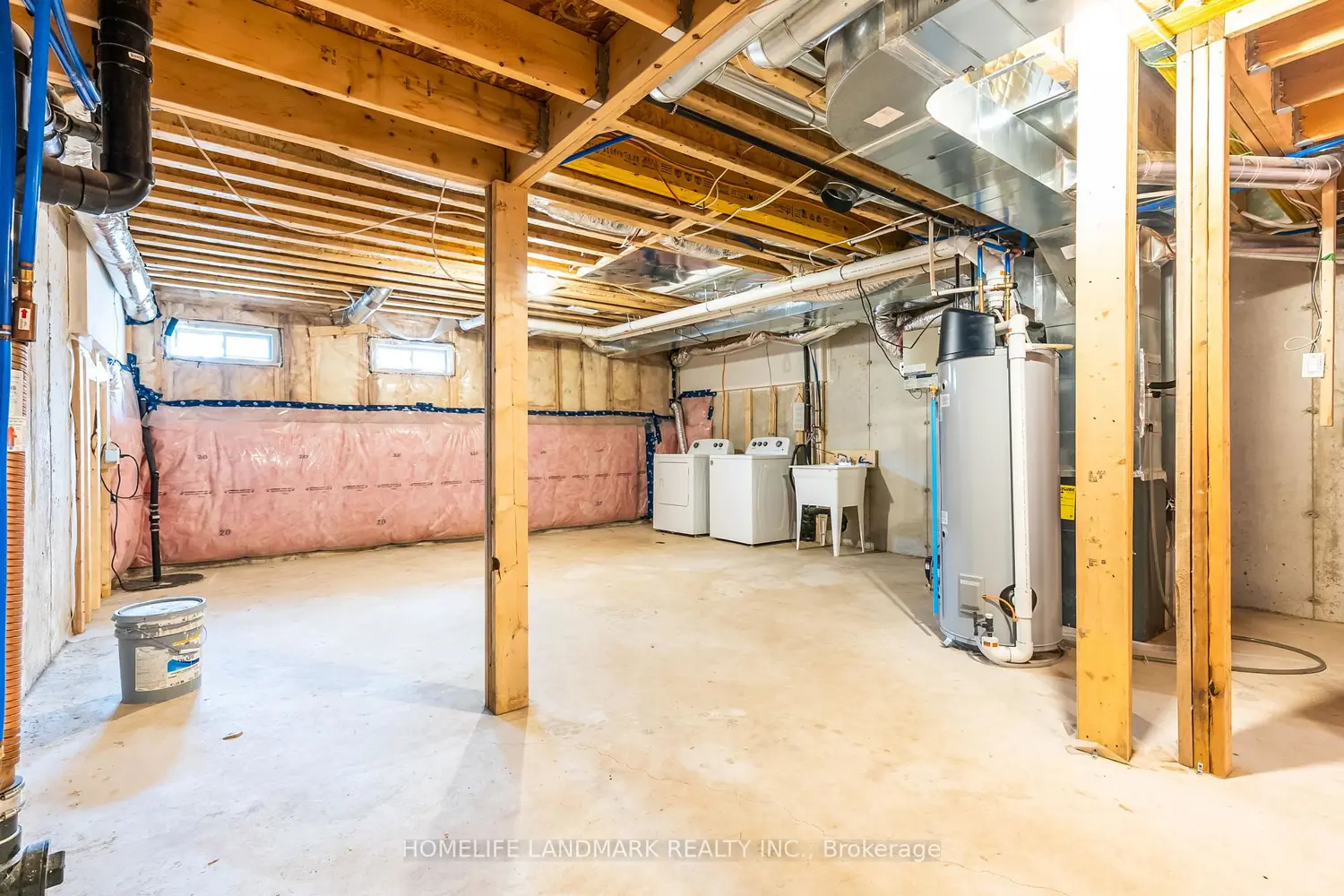 Additional image 19 of 21 Sapphire Way