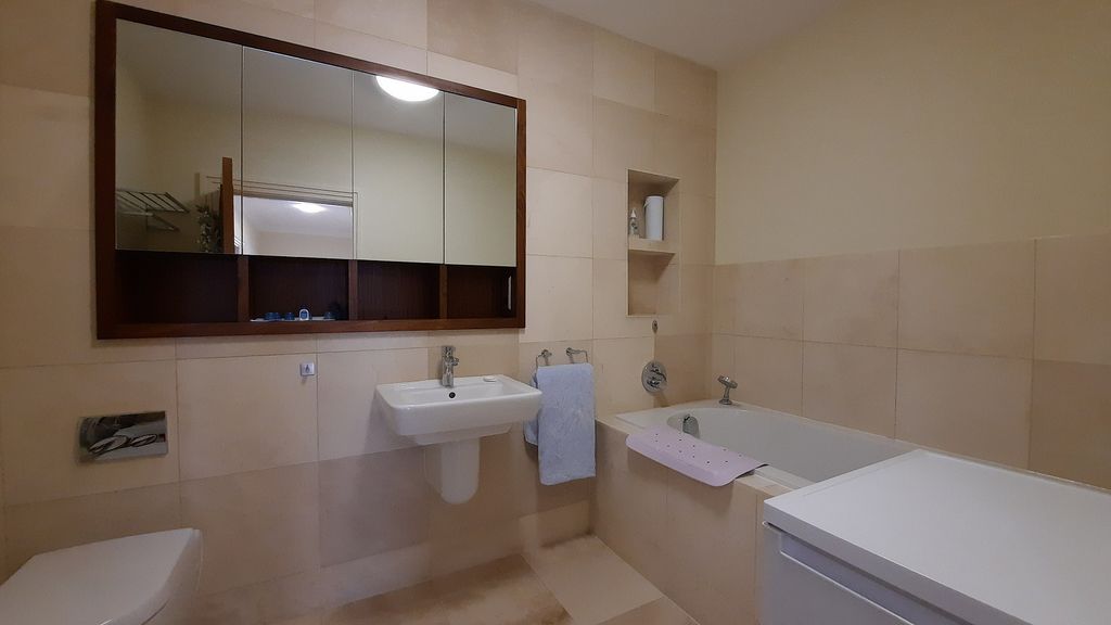 Additional image 11 of 2 bed flat for saleApt. 13 The Pavilions, Fairway Drive, Ramsey IM8