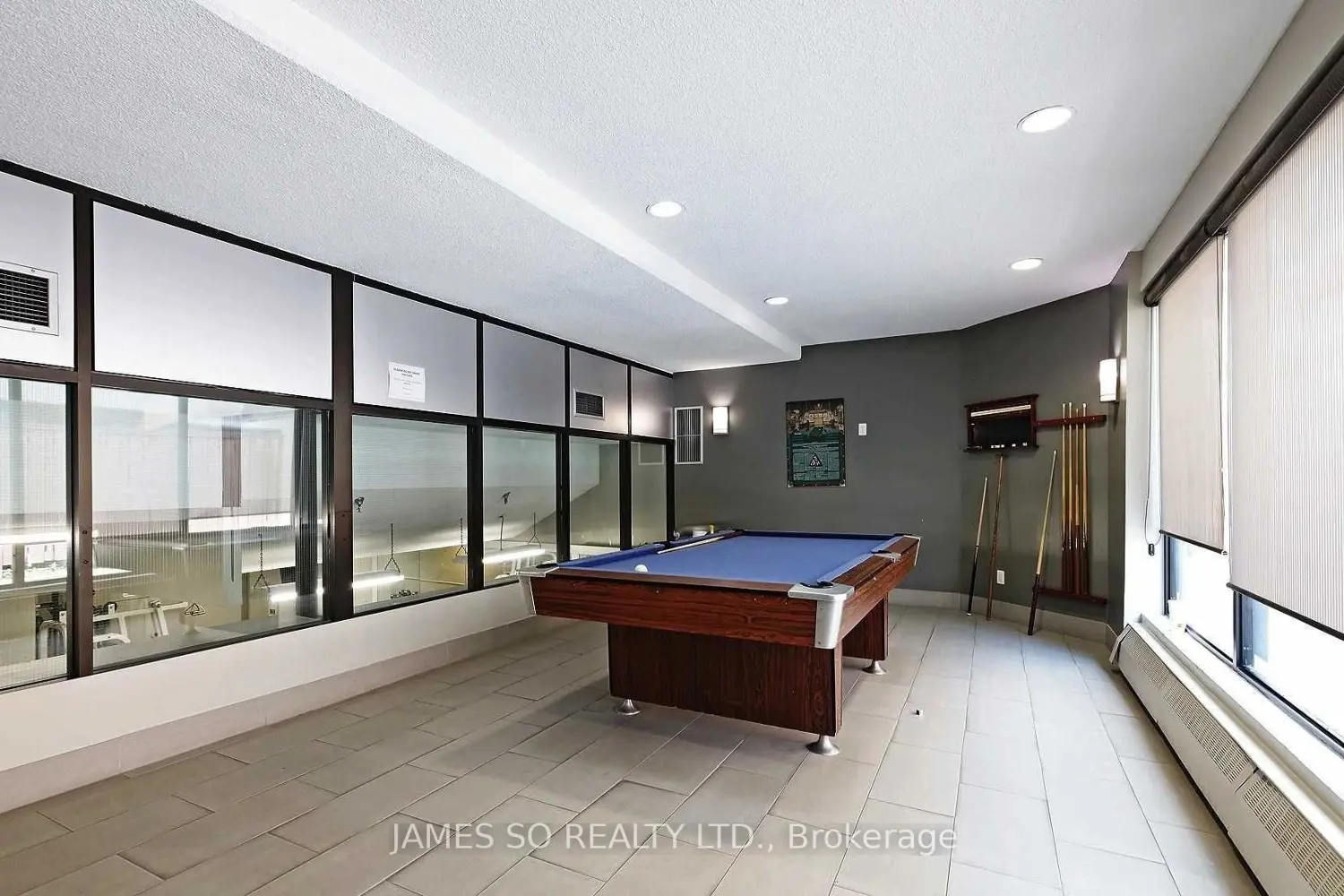 Additional image 11 of 71 Mccaul Street 113