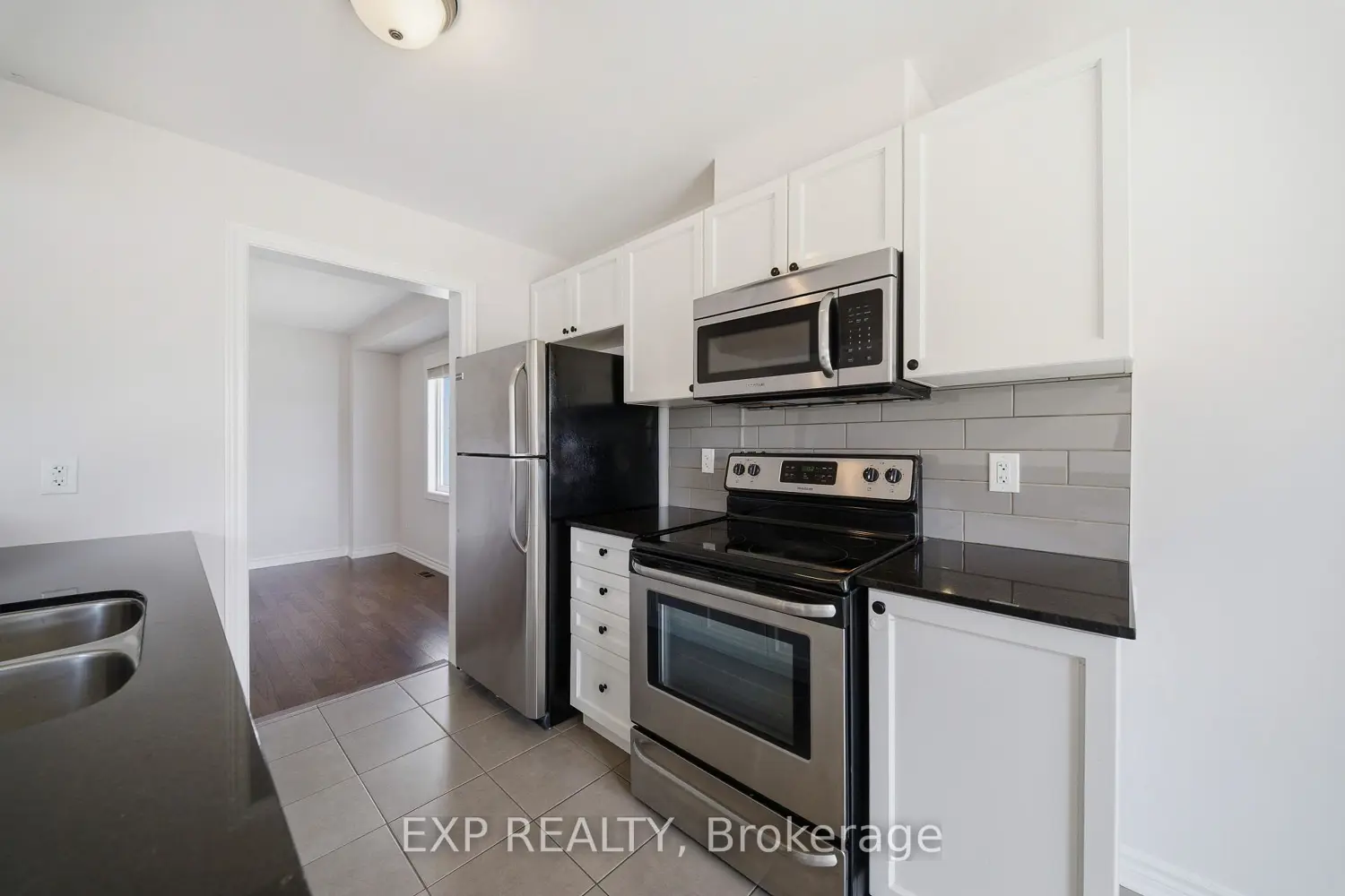 Additional image 10 of 429 Rosingdale Street