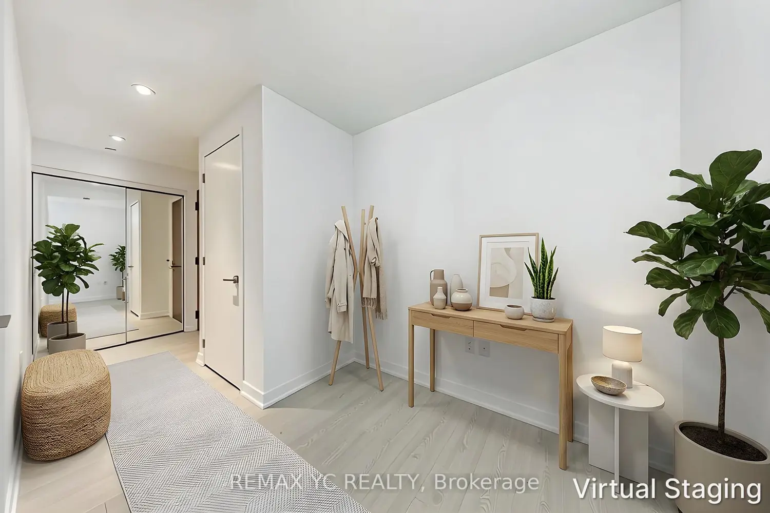 15 Queens Quay 1302 photo 3
