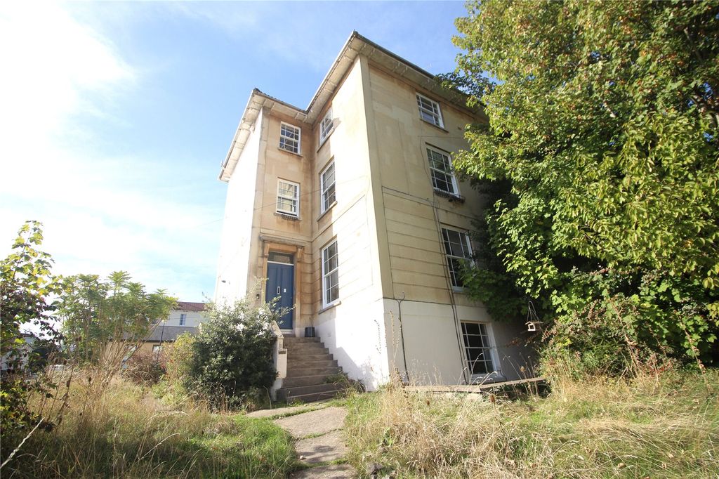 2 bed flat to rentArley Hill, Cotham, Bristol BS6