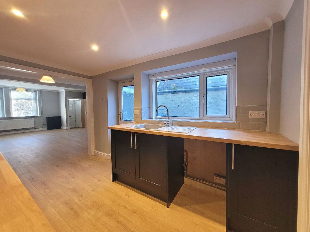 Additional image 3 of 3 bed terraced house to rentGlan Ebbw Terrace, Victoria, Ebbw Vale NP23