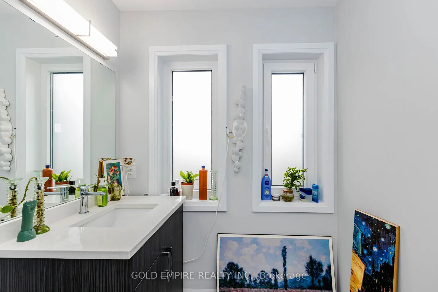 Additional image 17 of 2424 Bakervilla Street