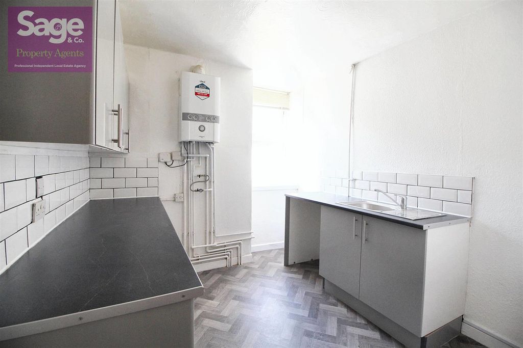 Additional image 10 of 2 bed flat for saleHigh Street, Abercarn, Newport NP11