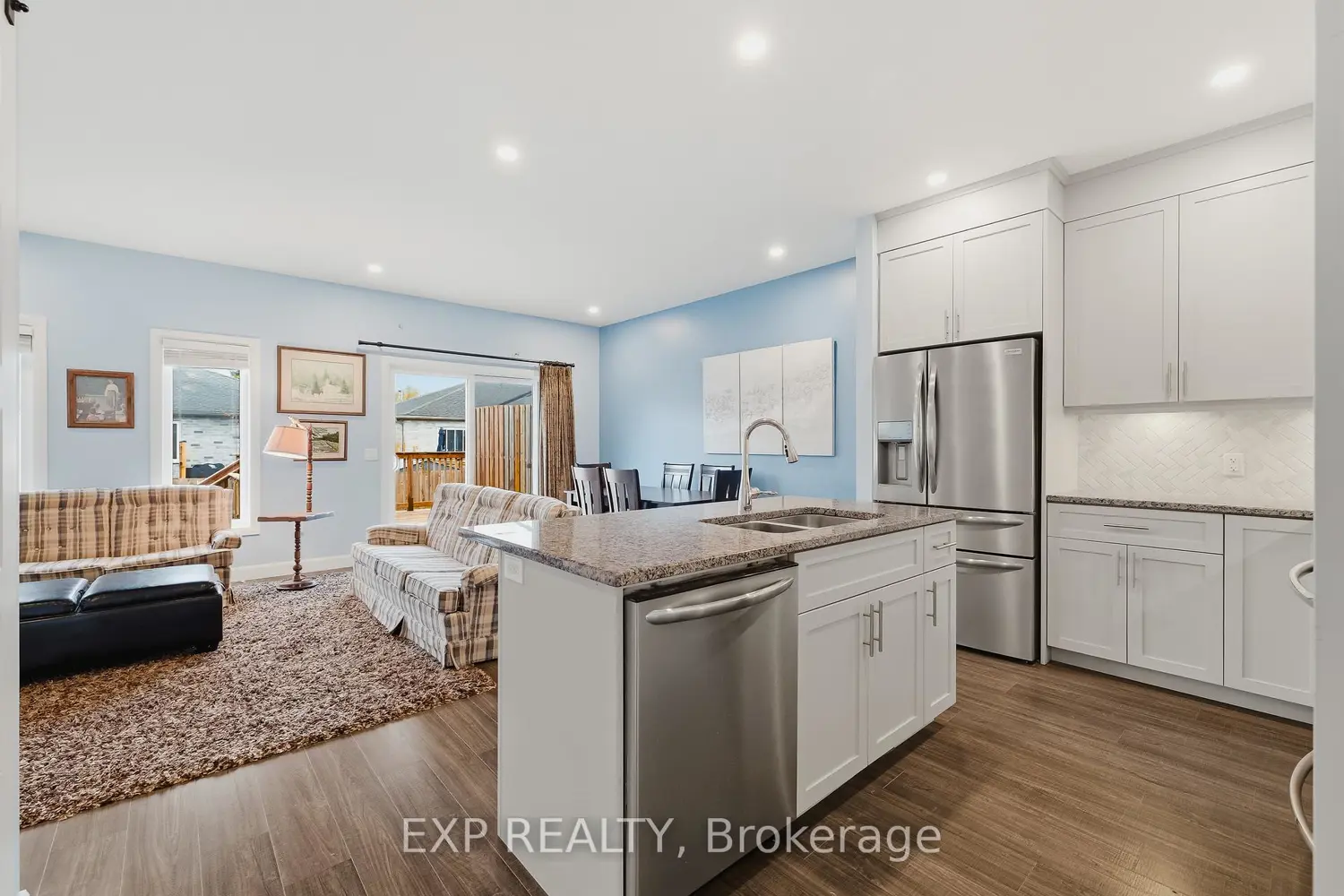 24 George Street 18 photo 3
