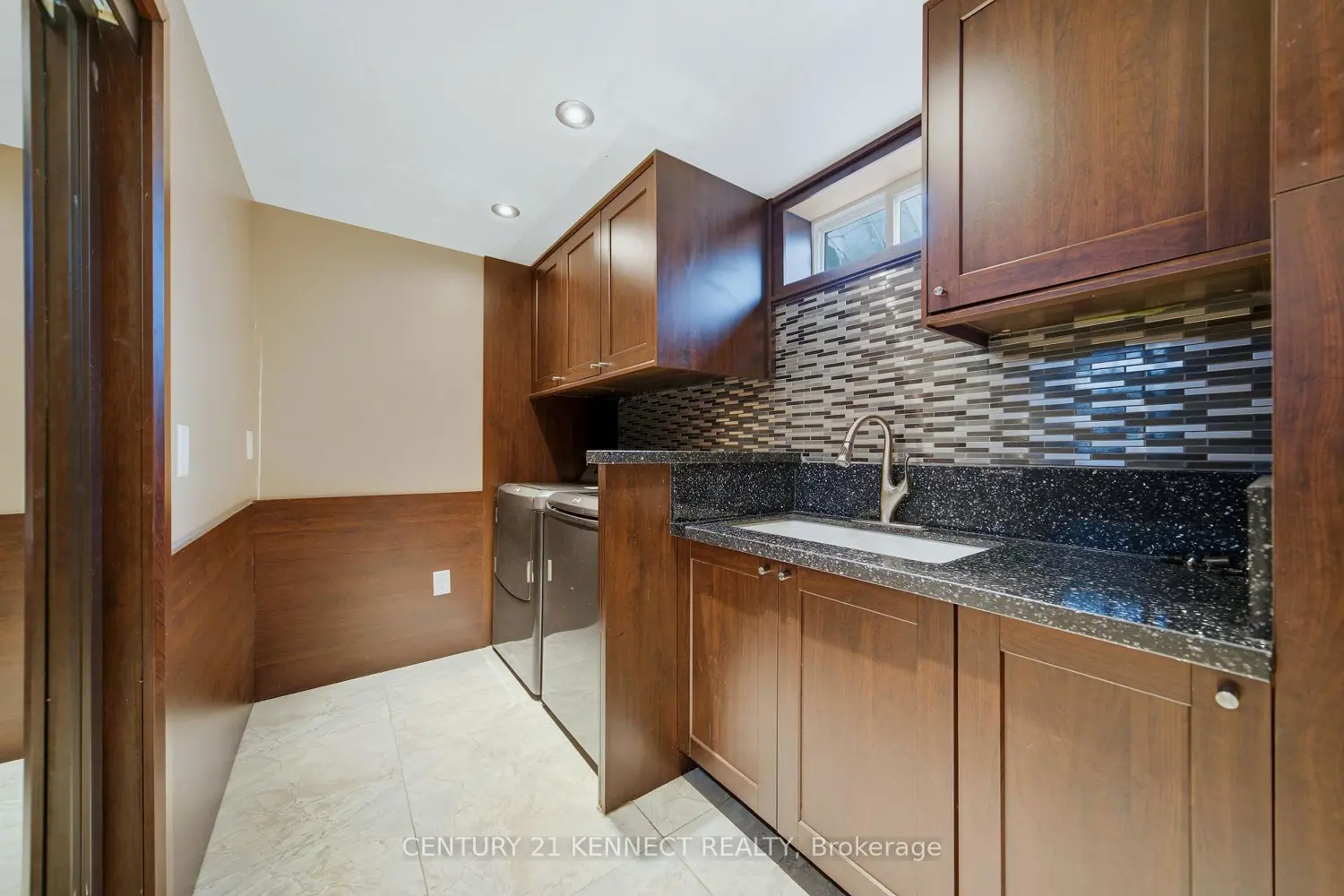 Additional image 19 of 6 Laing Court