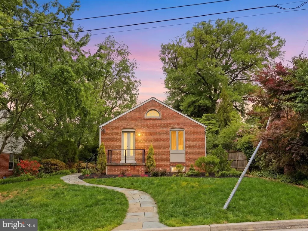 9109 Bradford Road, Silver Spring, MD 20901 photo 3