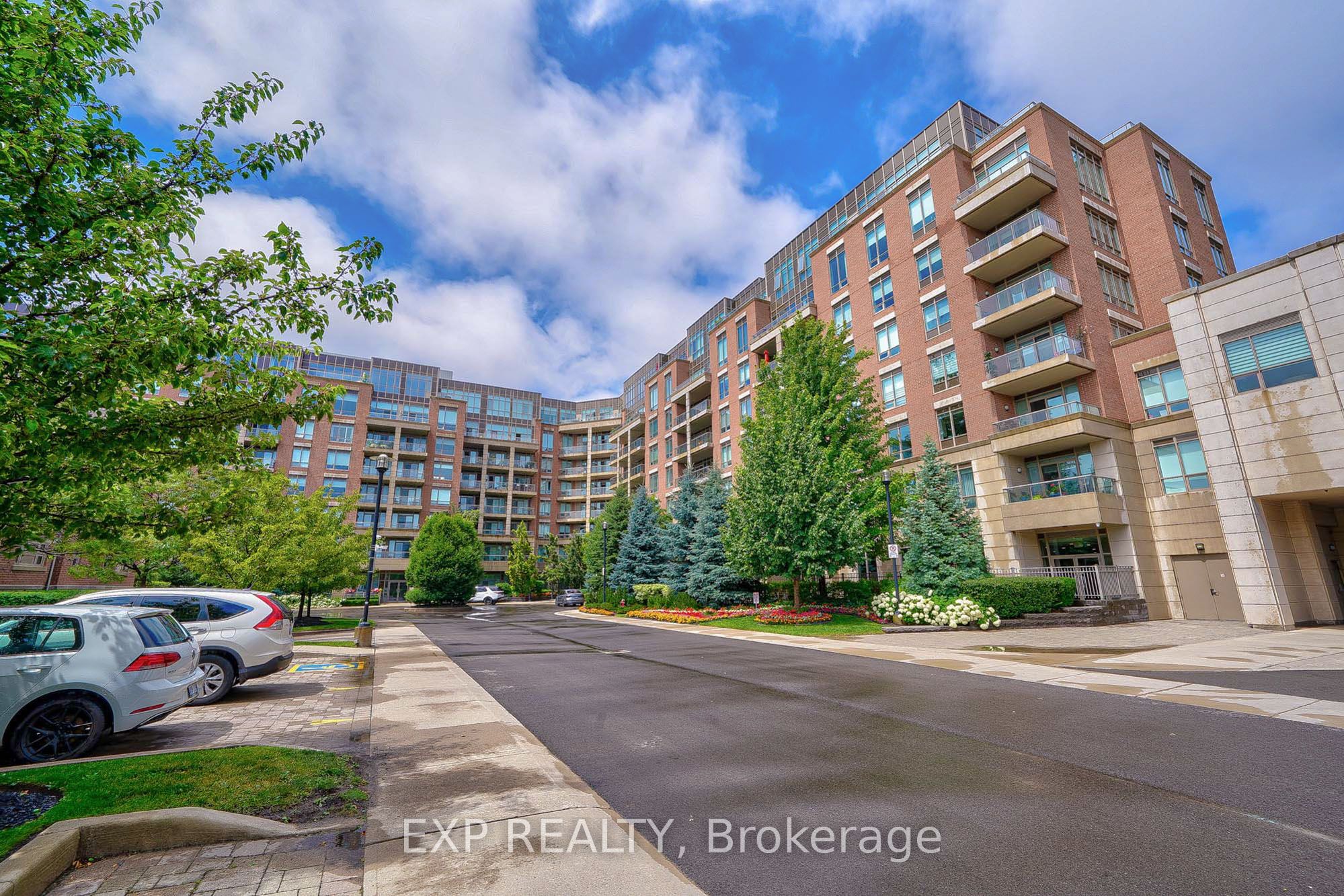 Additional image 3 of 622-2480 Prince Michael Drive, Oakville, ON, L6H 0H1