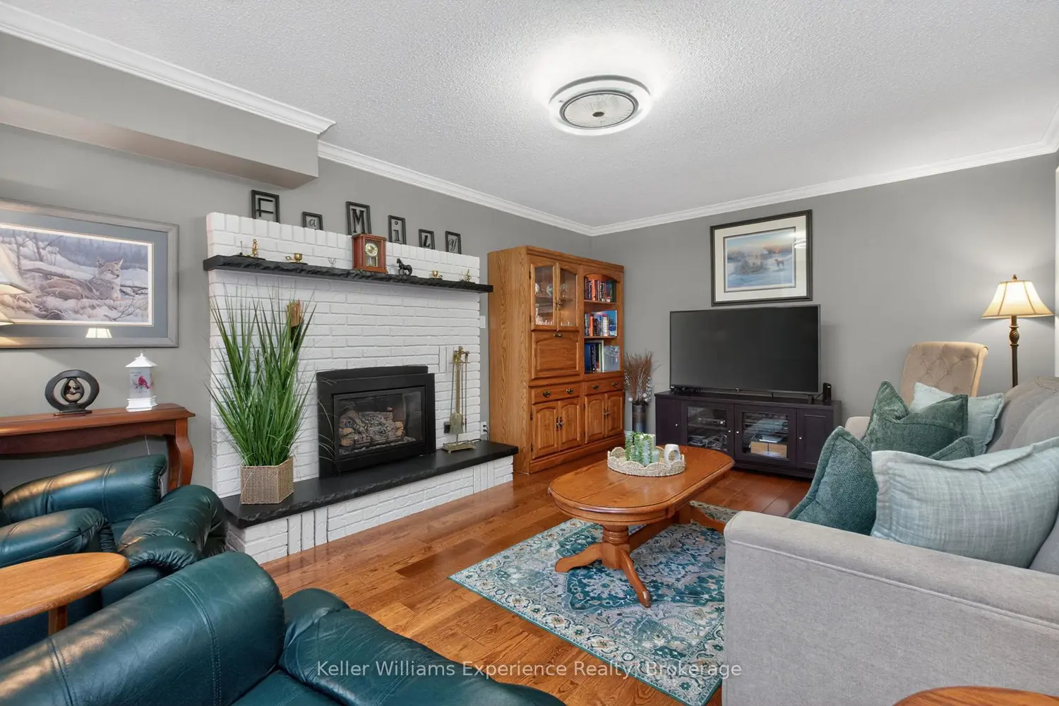 27 Rosewood Avenue photo 3
