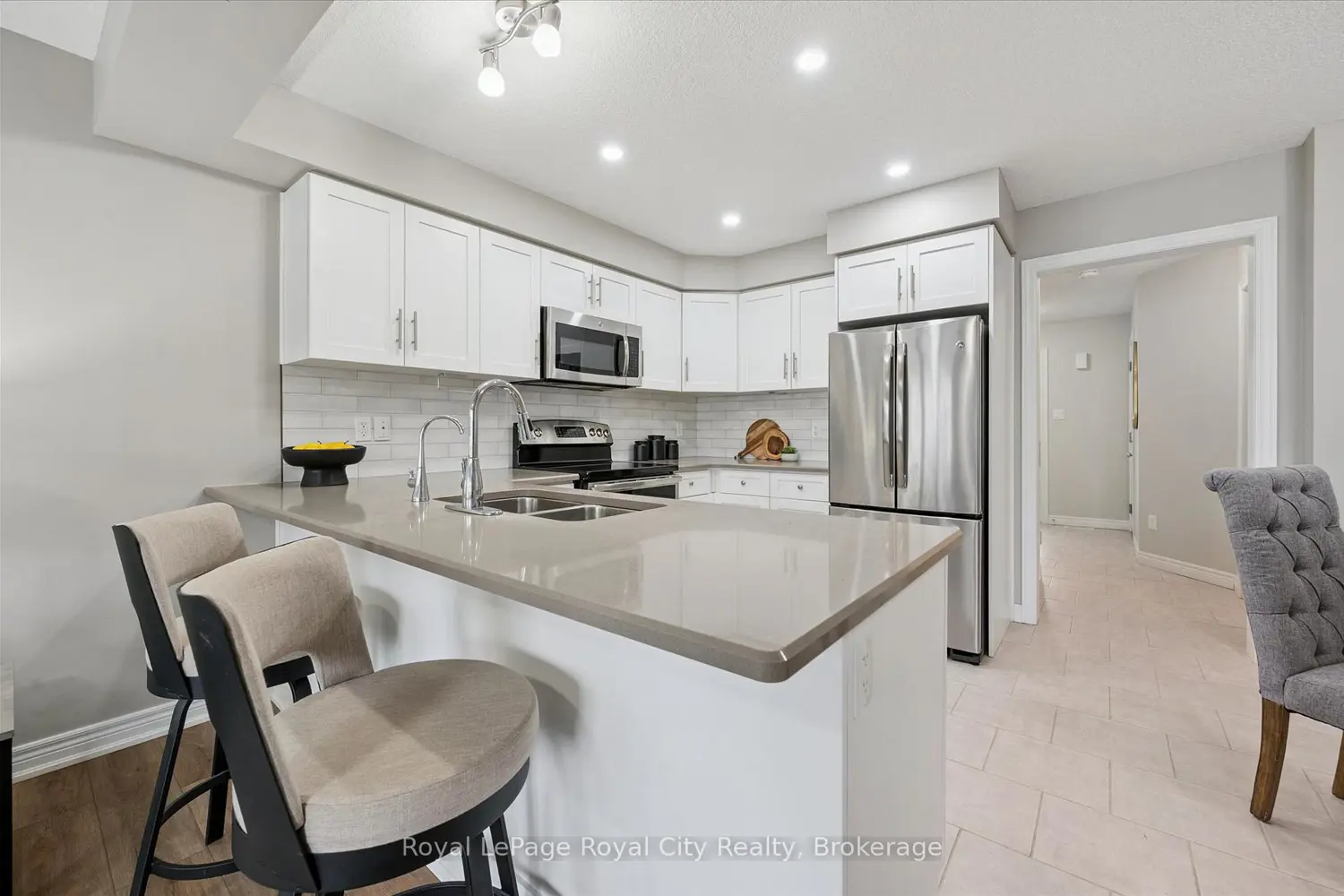Additional image 6 of 5 Sandybay Avenue
