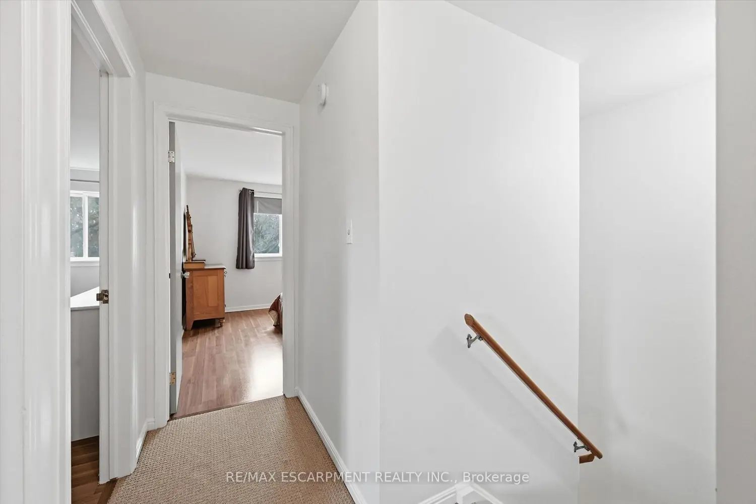 Additional image 10 of 712 Auburn Crescent