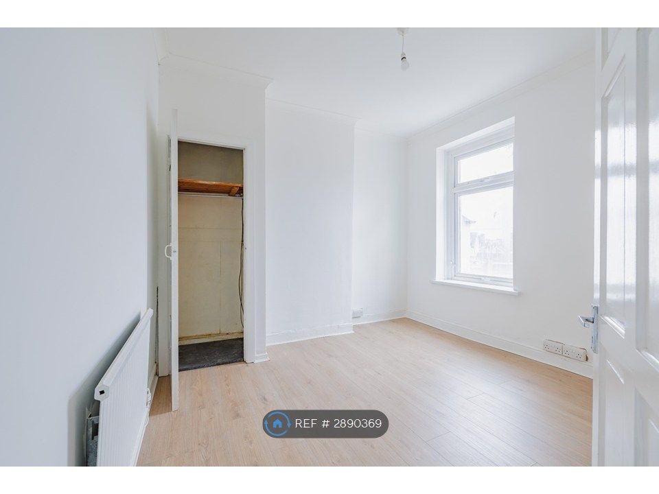 Additional image 26 of 3 bed terraced house to rentBarry Road, Barry CF63