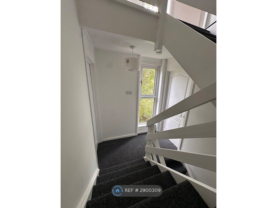 Additional image 10 of 3 bed terraced house to rentMactaggart Road, Glasgow G67