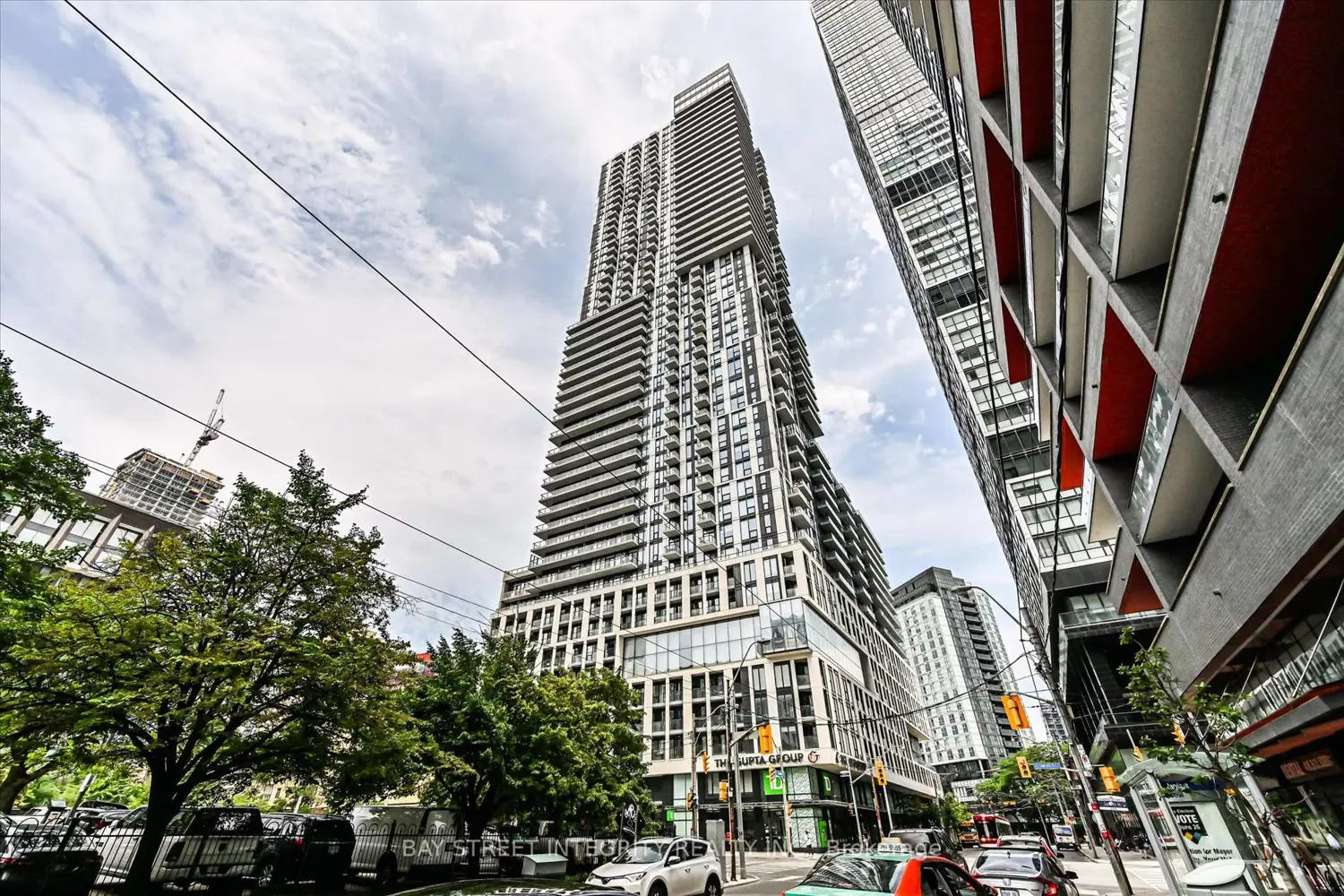 251 Jarvis Street 311