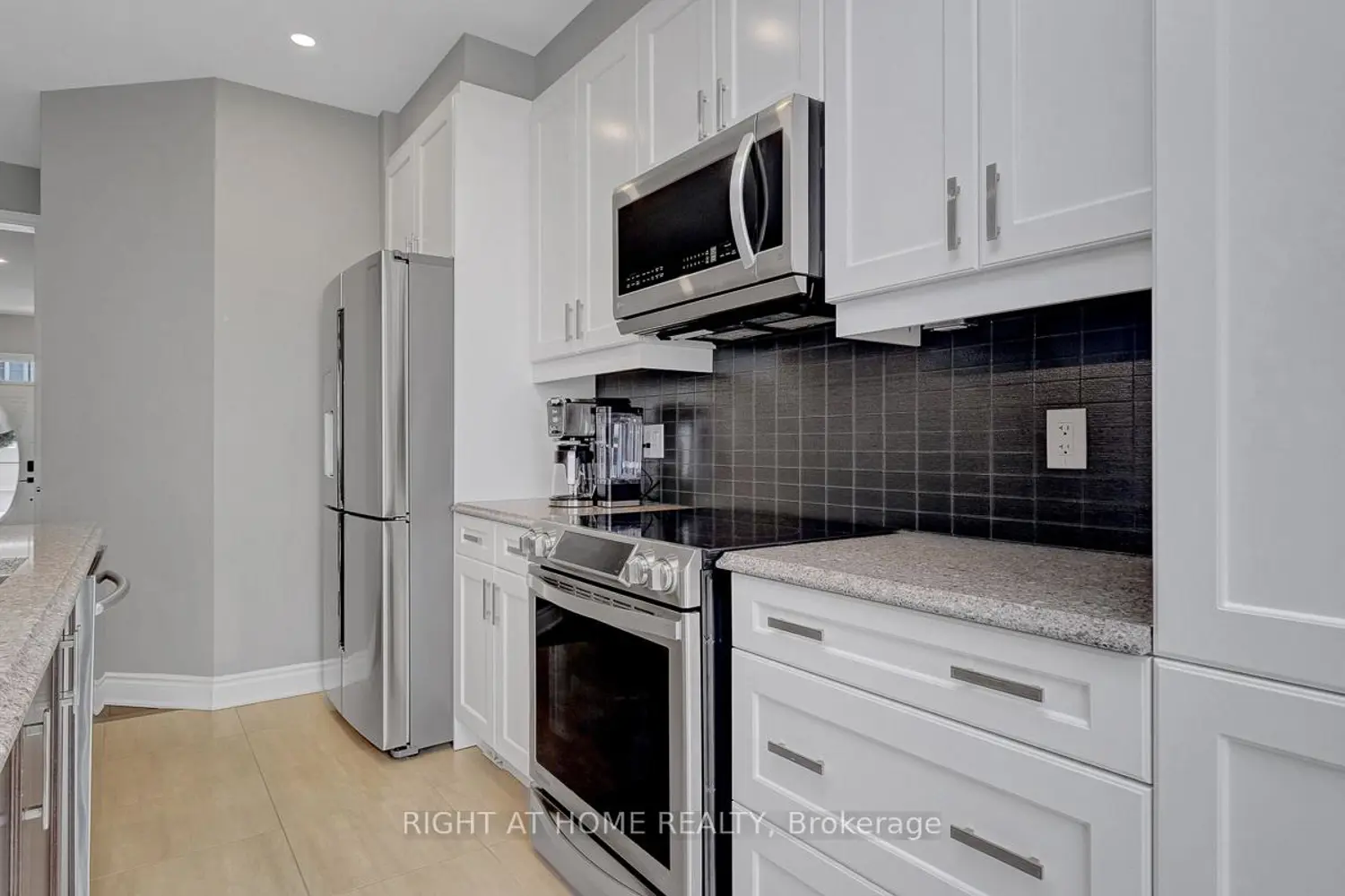 Additional image 9 of 771 Devario Crescent