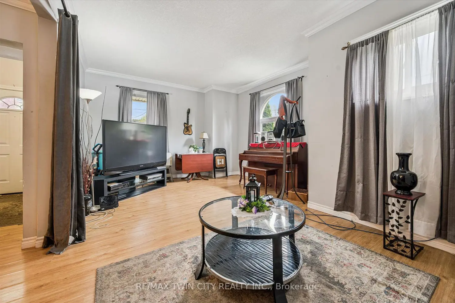 Additional image 4 of 27 Roseview Avenue