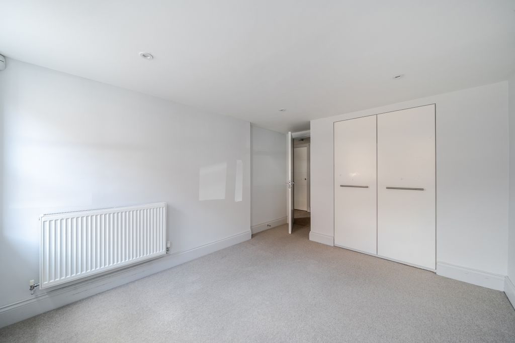 Additional image 14 of 2 bed flat to rentSheet Street, Windsor SL4
