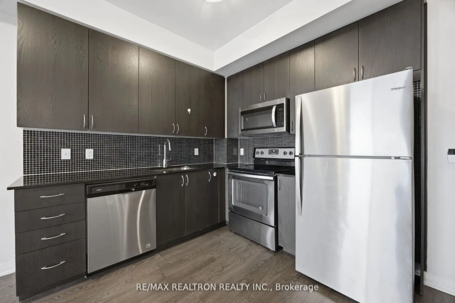 Additional image 4 of 9560 Markham Road 1107