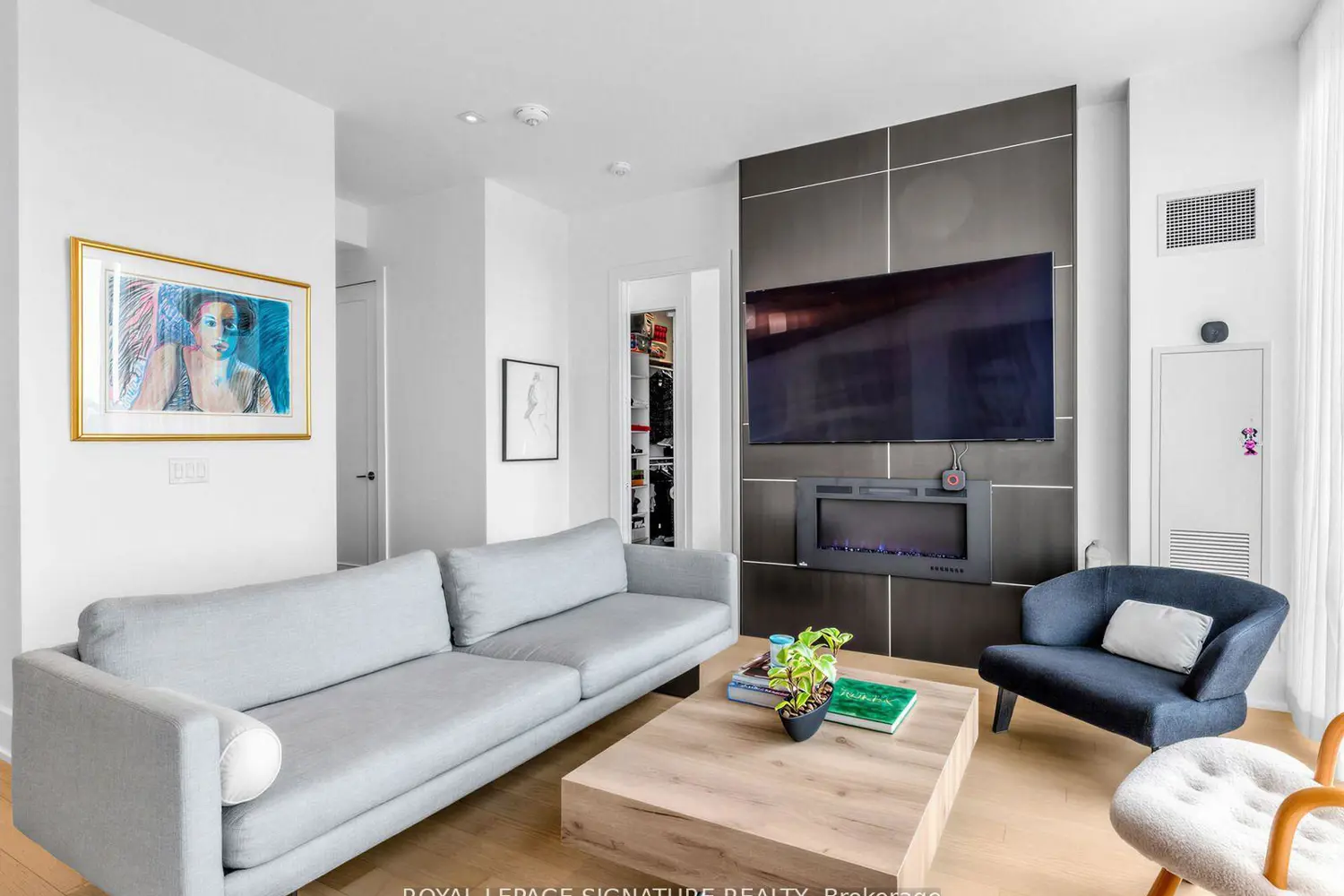1 Belsize Drive Ph6 photo 3