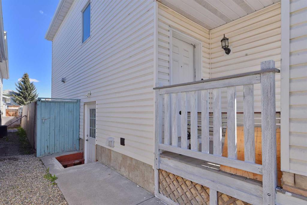 Additional image 4 of 125 Costa Mesa Close NE, Calgary, AB, T1Y6W9
