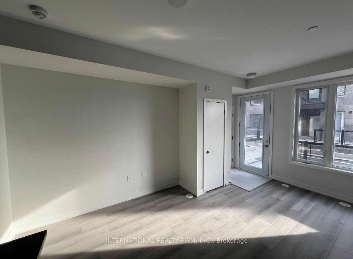 Additional image 4 of 10-3421 Ridgeway Drive, Mississauga, ON, L5L 0C1