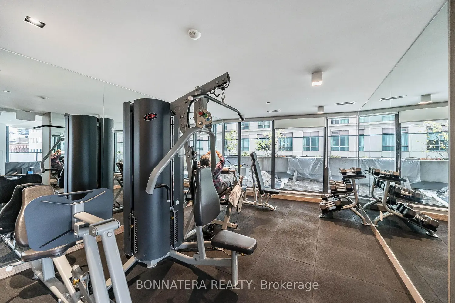 Additional image 18 of 215 Queen Street 1103