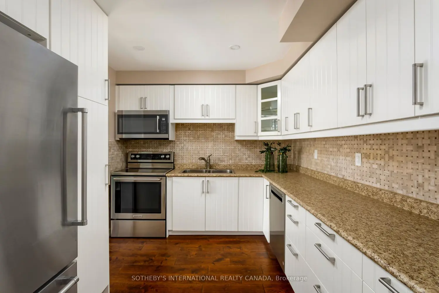 Additional image 4 of 2825 Gananoque Drive 62