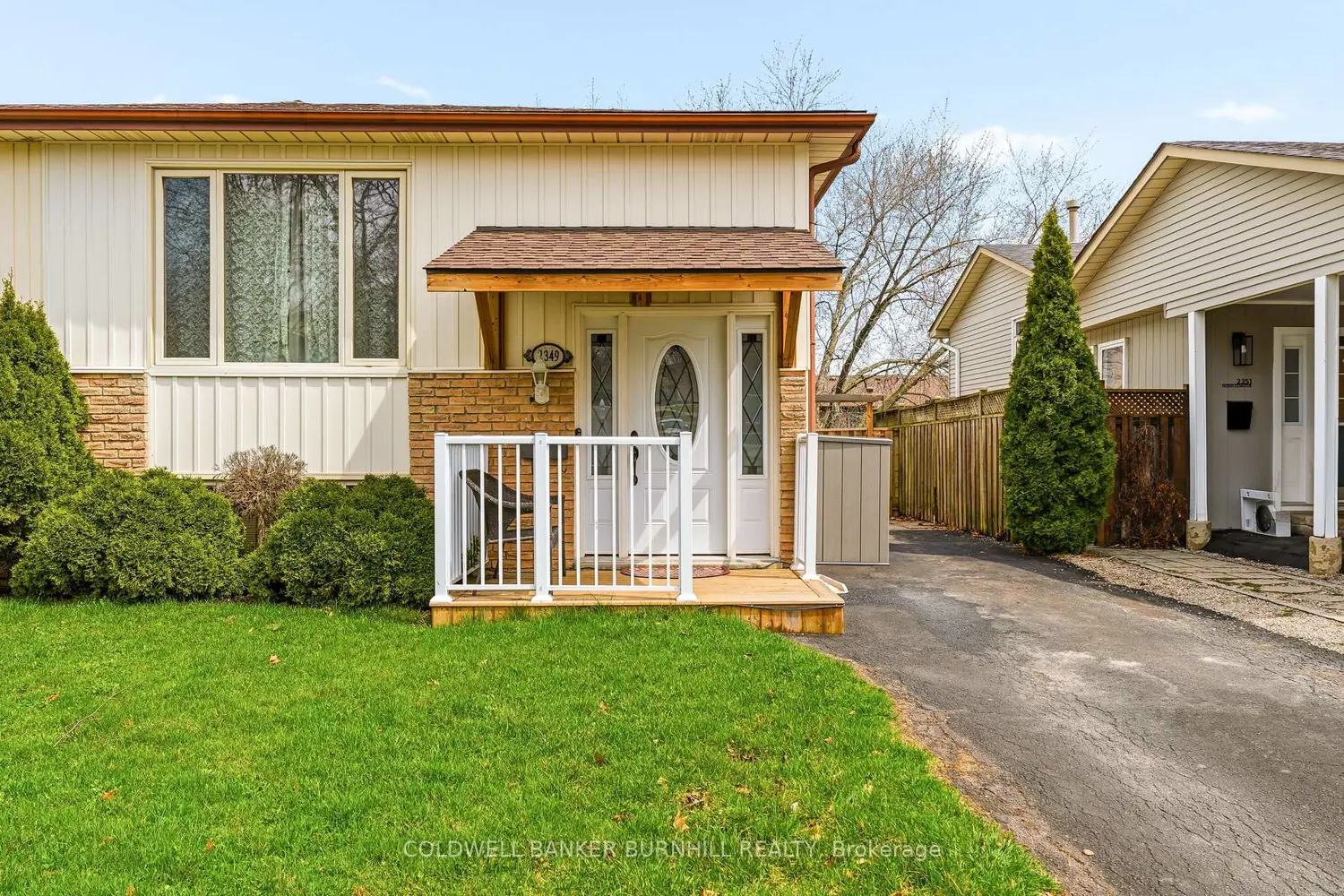 2349 Middlesmoor Crescent