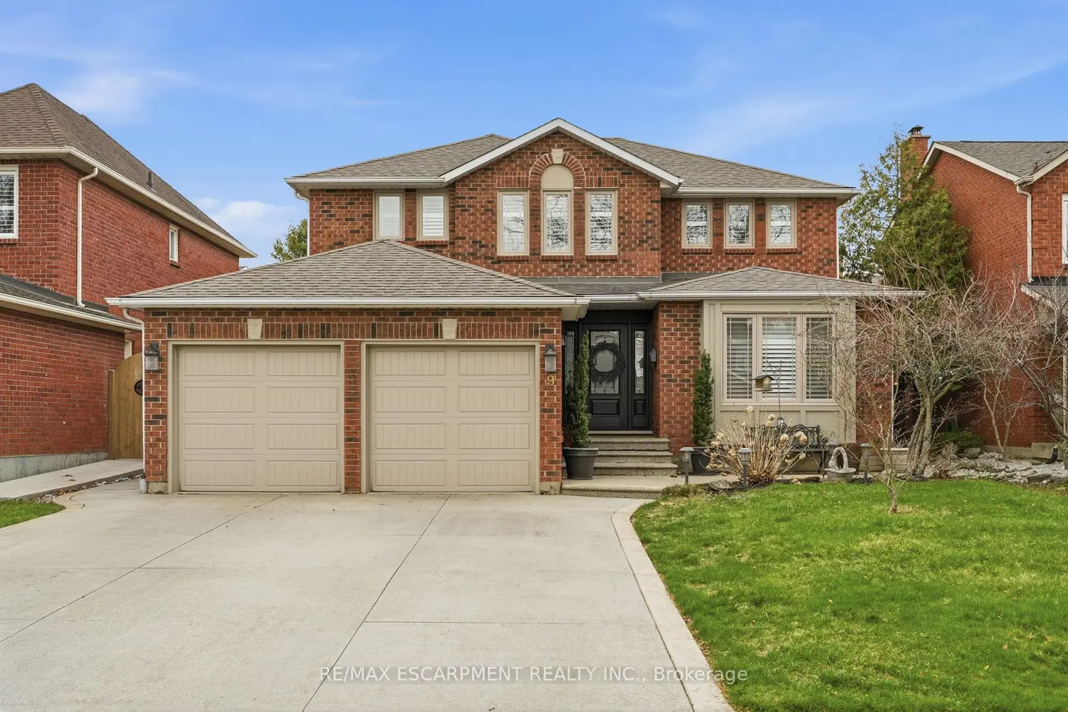 9 Stone Gate Drive