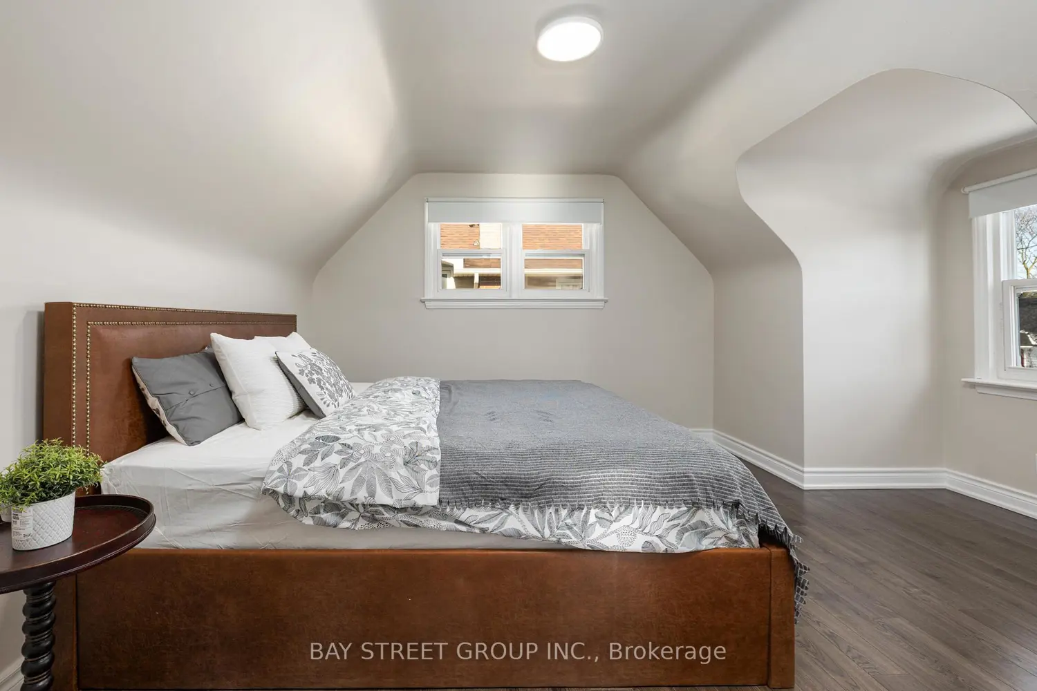 112 Bevdale Road photo 5