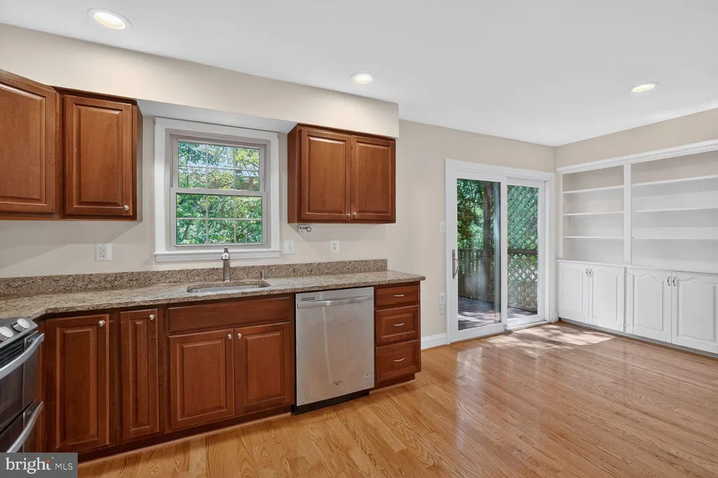 Additional image 13 of 93 Bralan Court, Gaithersburg, MD 20877