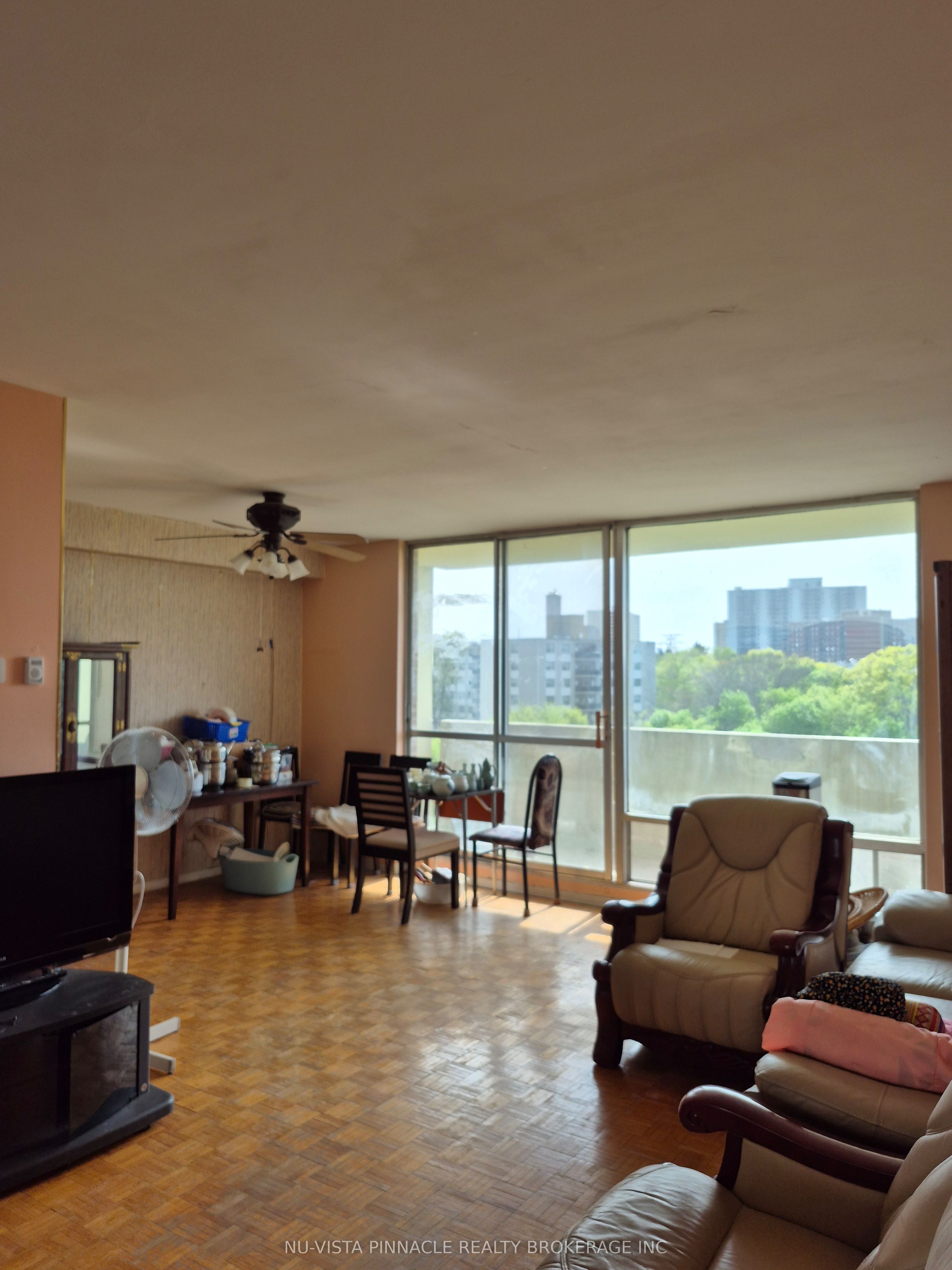 Additional image 3 of 612-1 Massey Square, Toronto, ON, M4C 5L4