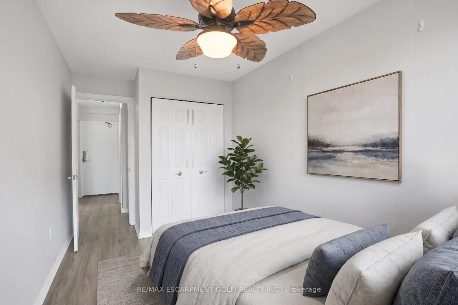 Additional image 9 of 30 Summit Avenue 303