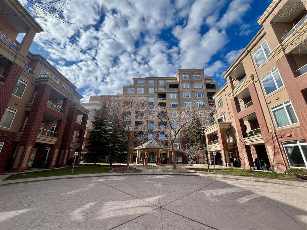 Additional image 3 of 4107-24 Hemlock Crescent SW, Calgary, AB, T3Z 2Z1