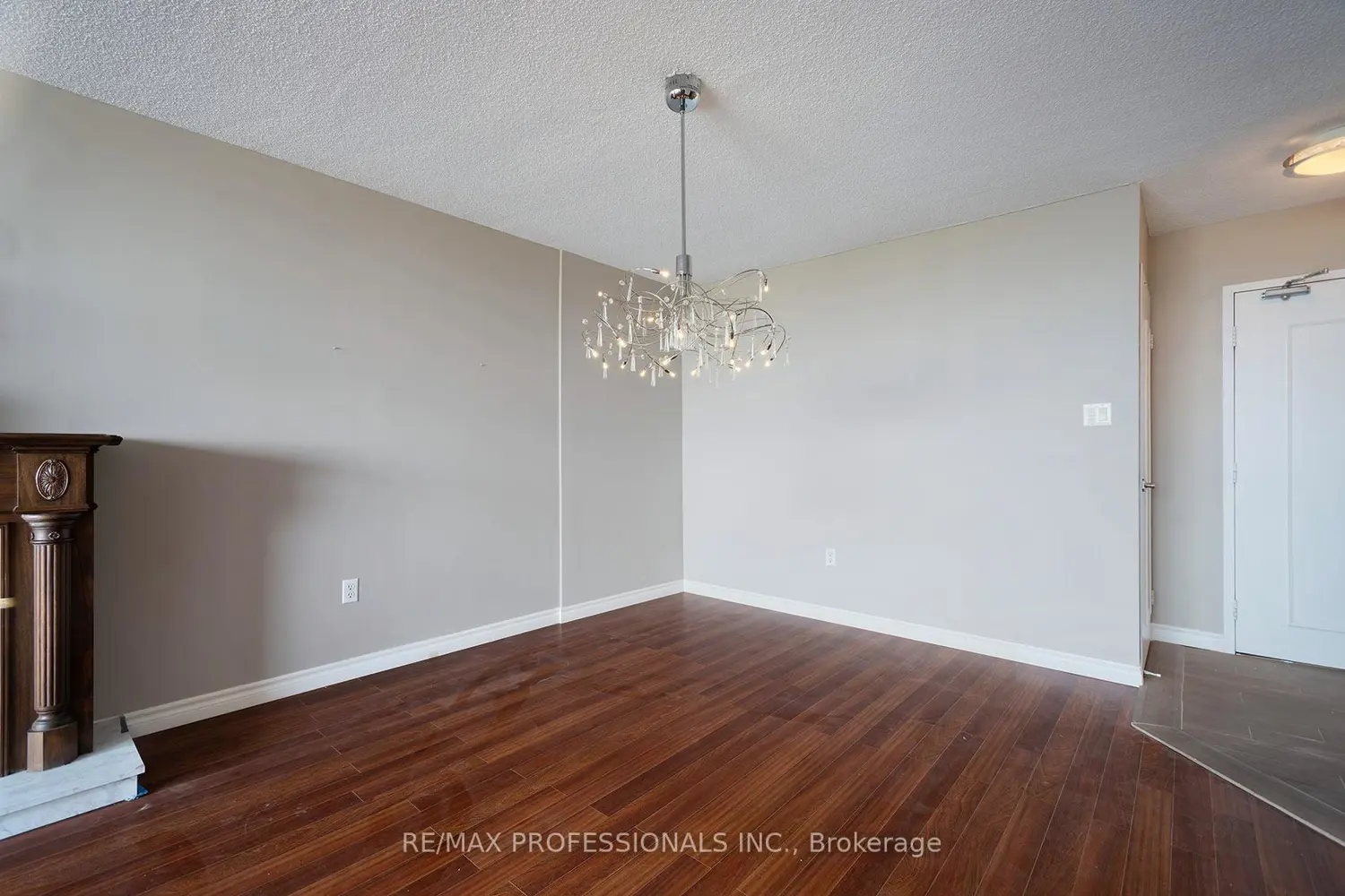 Additional image 6 of 812 Burnhamthorpe Road 1504