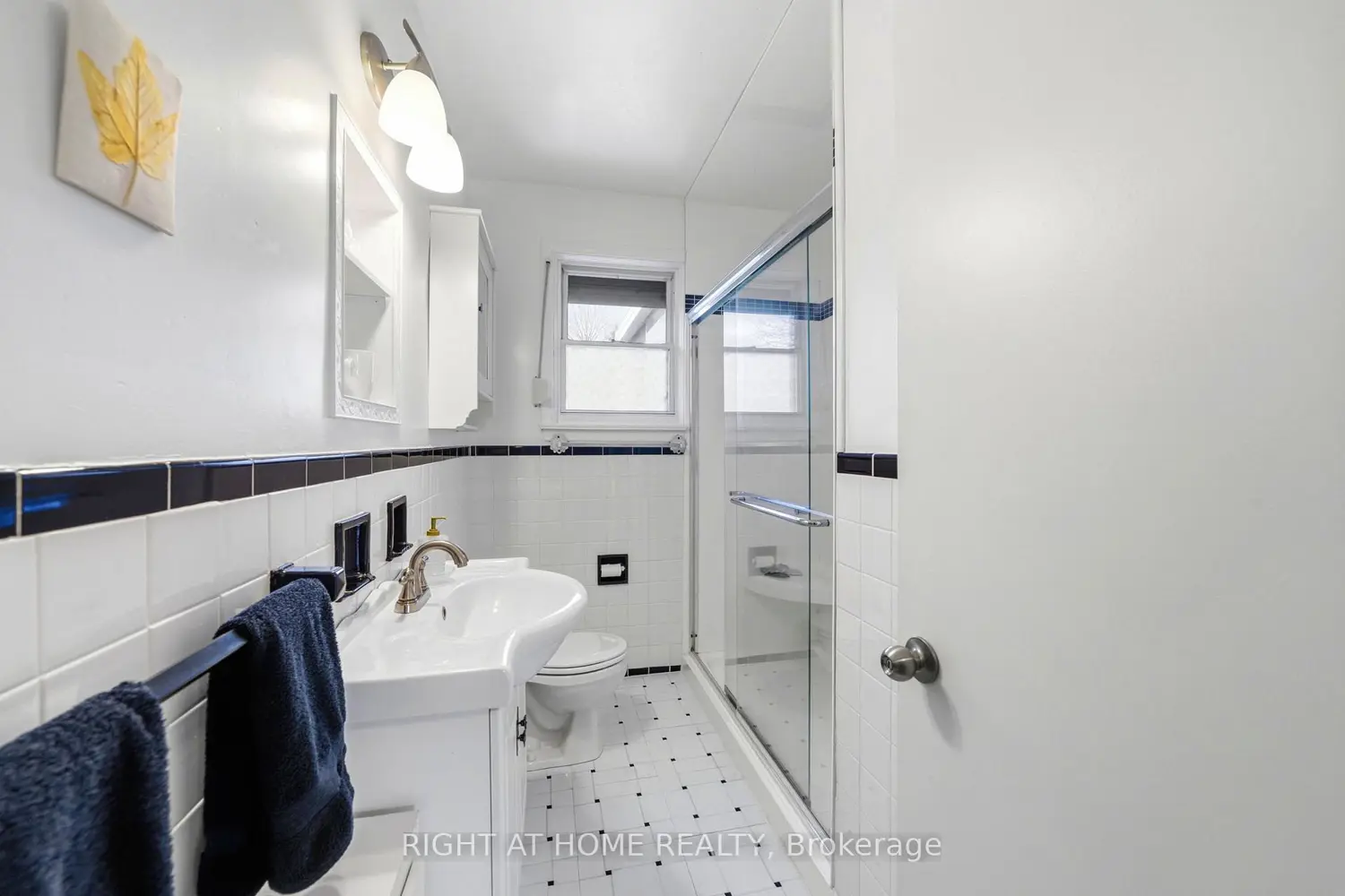 Additional image 9 of 728 Ashley Avenue