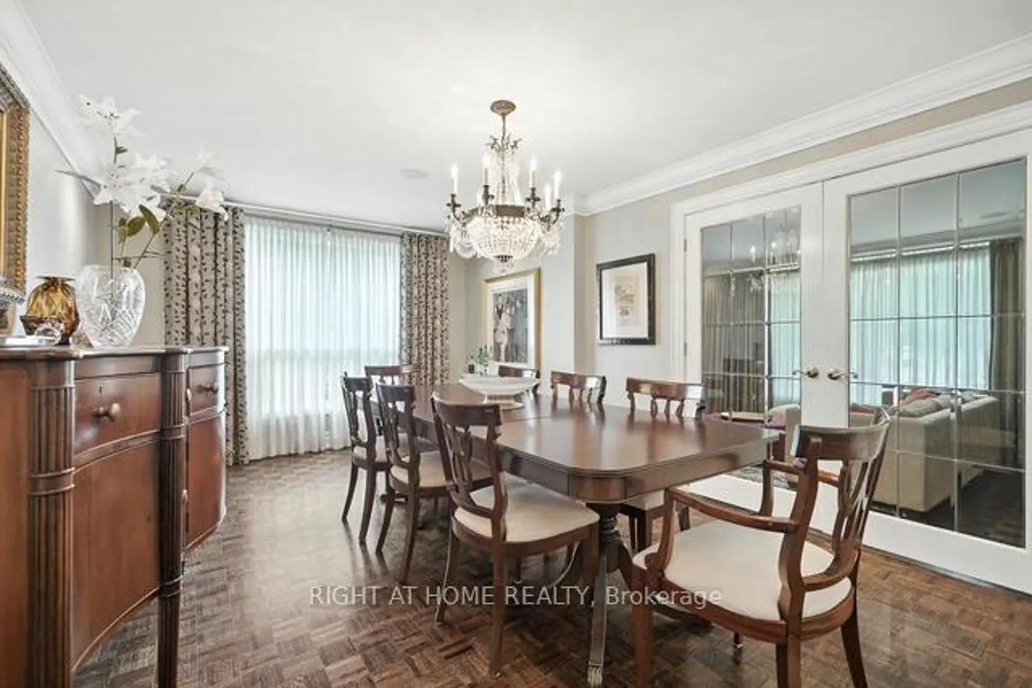 17 Denmark Crescent photo 5