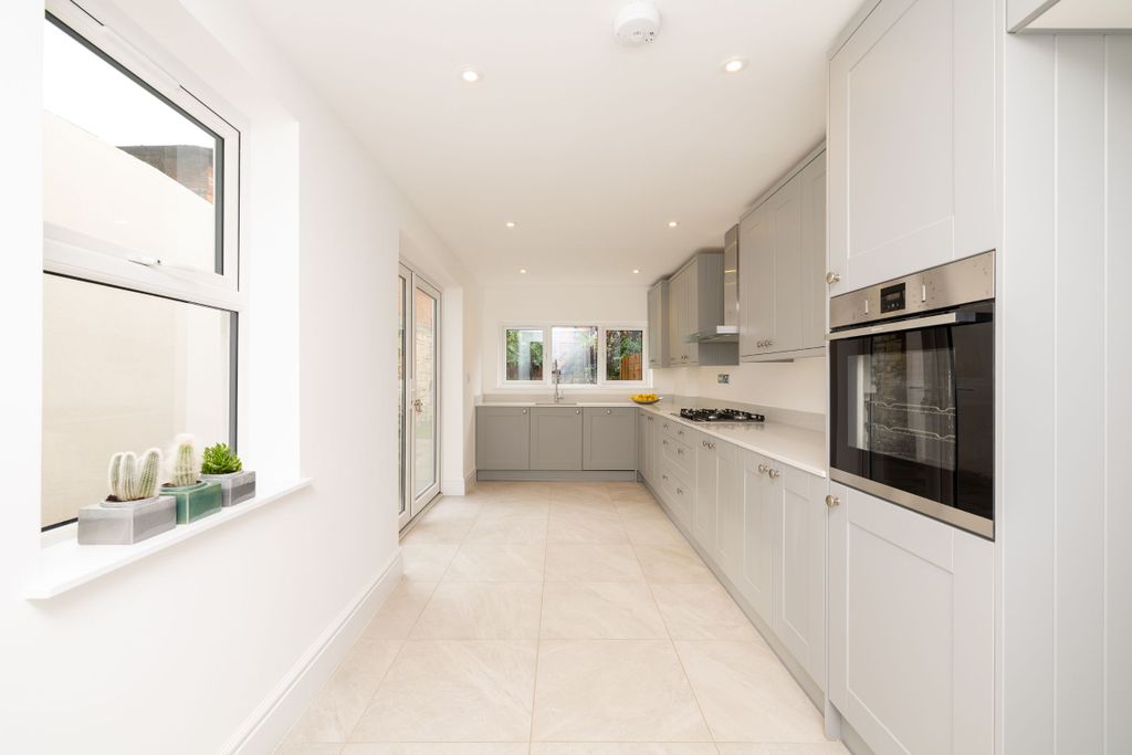 Additional image 8 of 4 bed terraced house to rentRegent Street, Oxford OX4