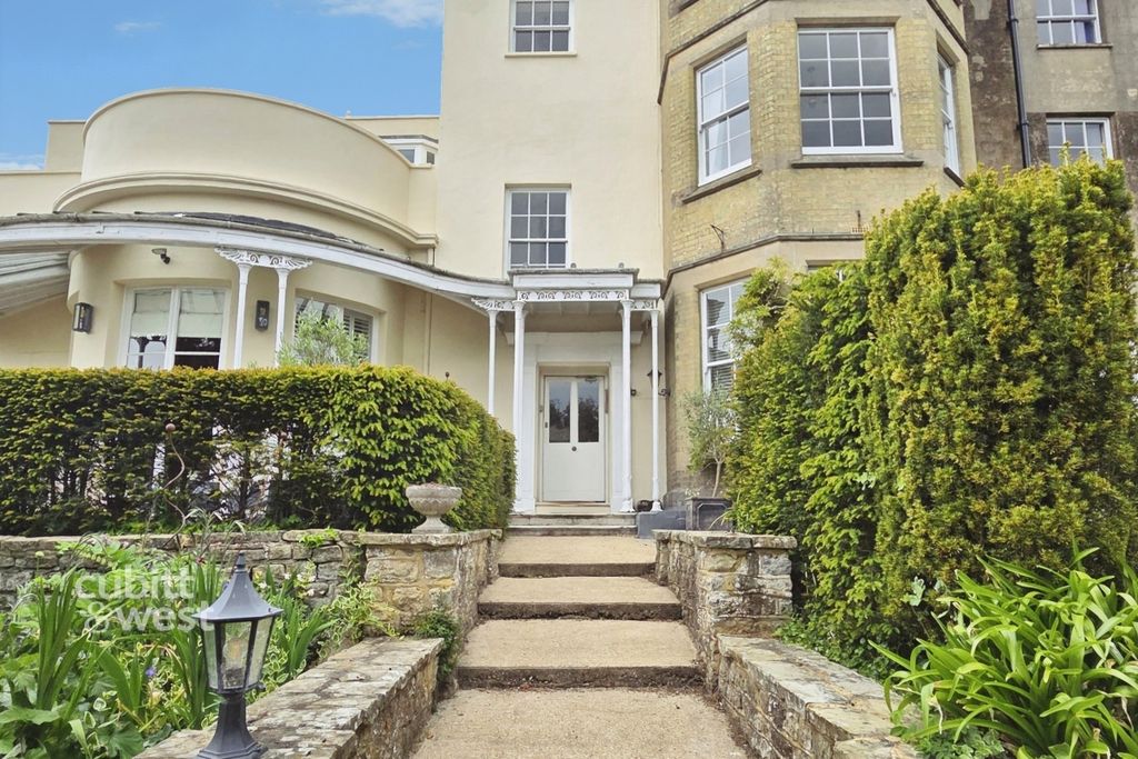 Additional image 5 of 2 bed flat to rentLondon Road, Arundel BN18